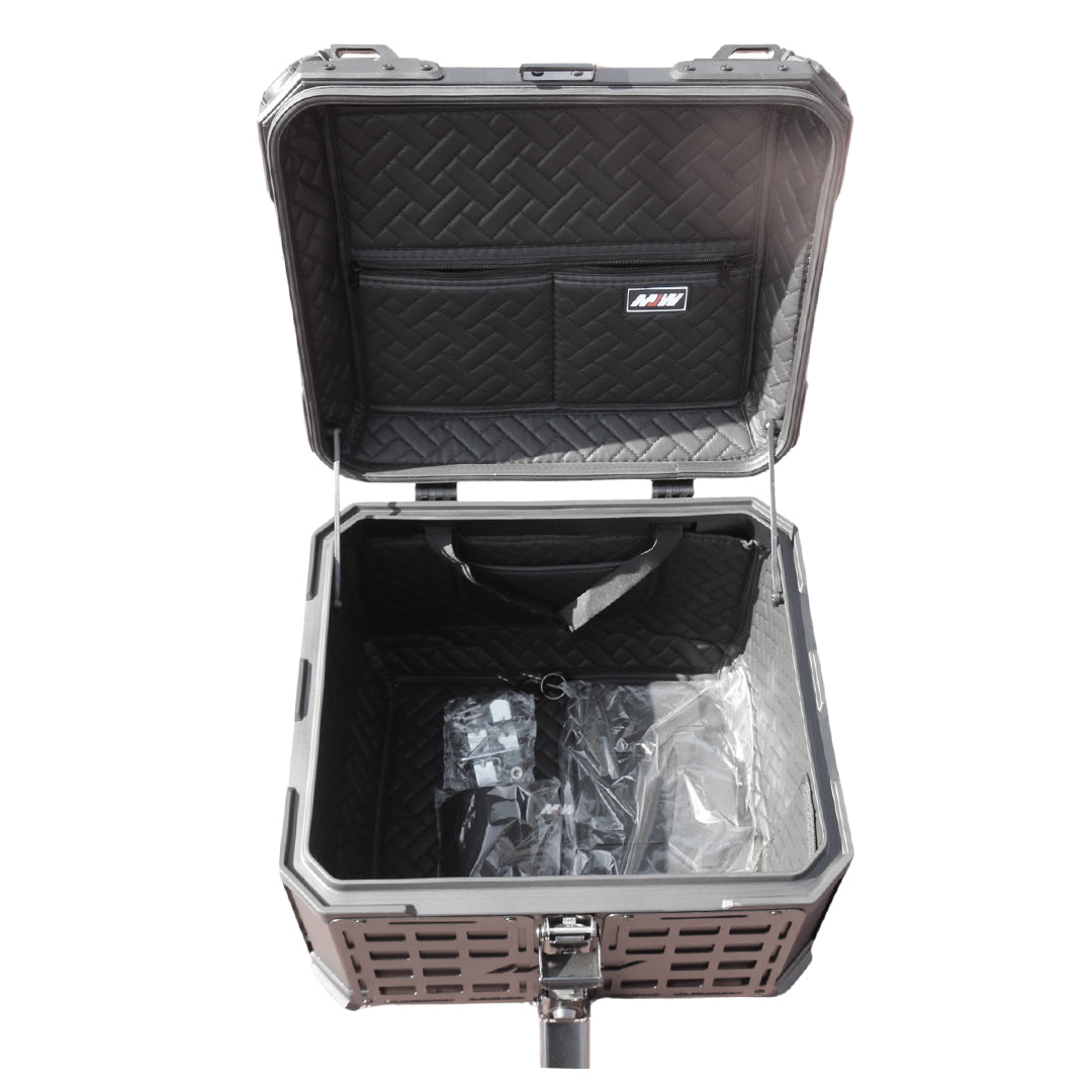 Locking Rear Box | Tank Accessory image 7